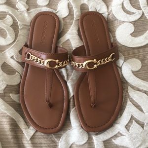 Coach Jaclyn Sandal, Brown. New with box